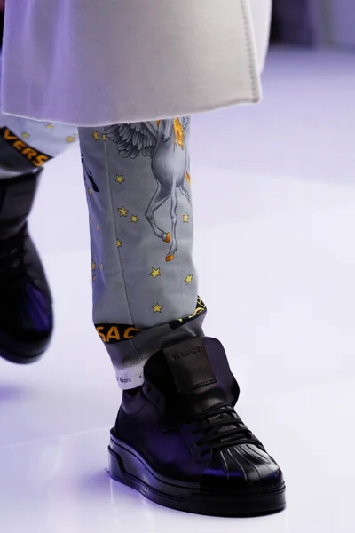 Look 92